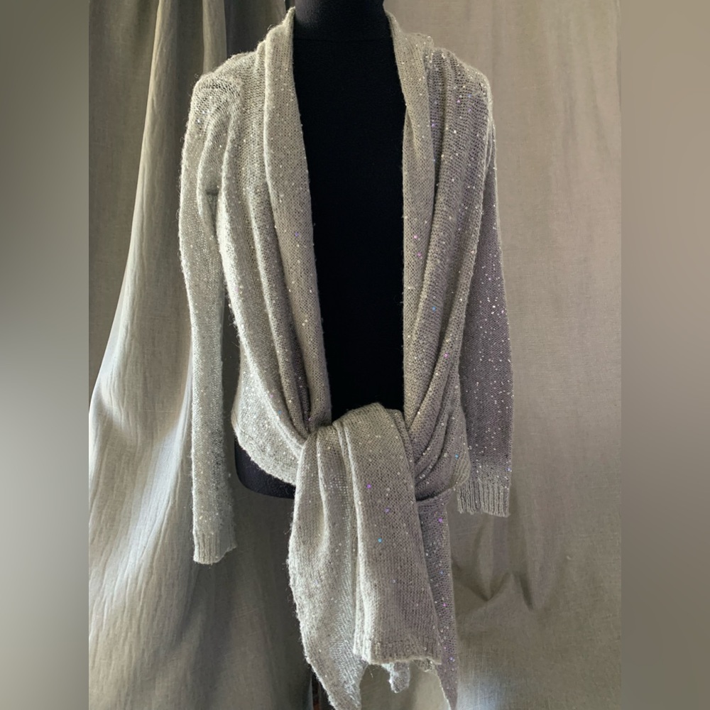 Moda silver sequined sweater wrap